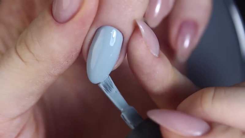 Как накрасить кончики ногтя лаком чтобы было красиво
