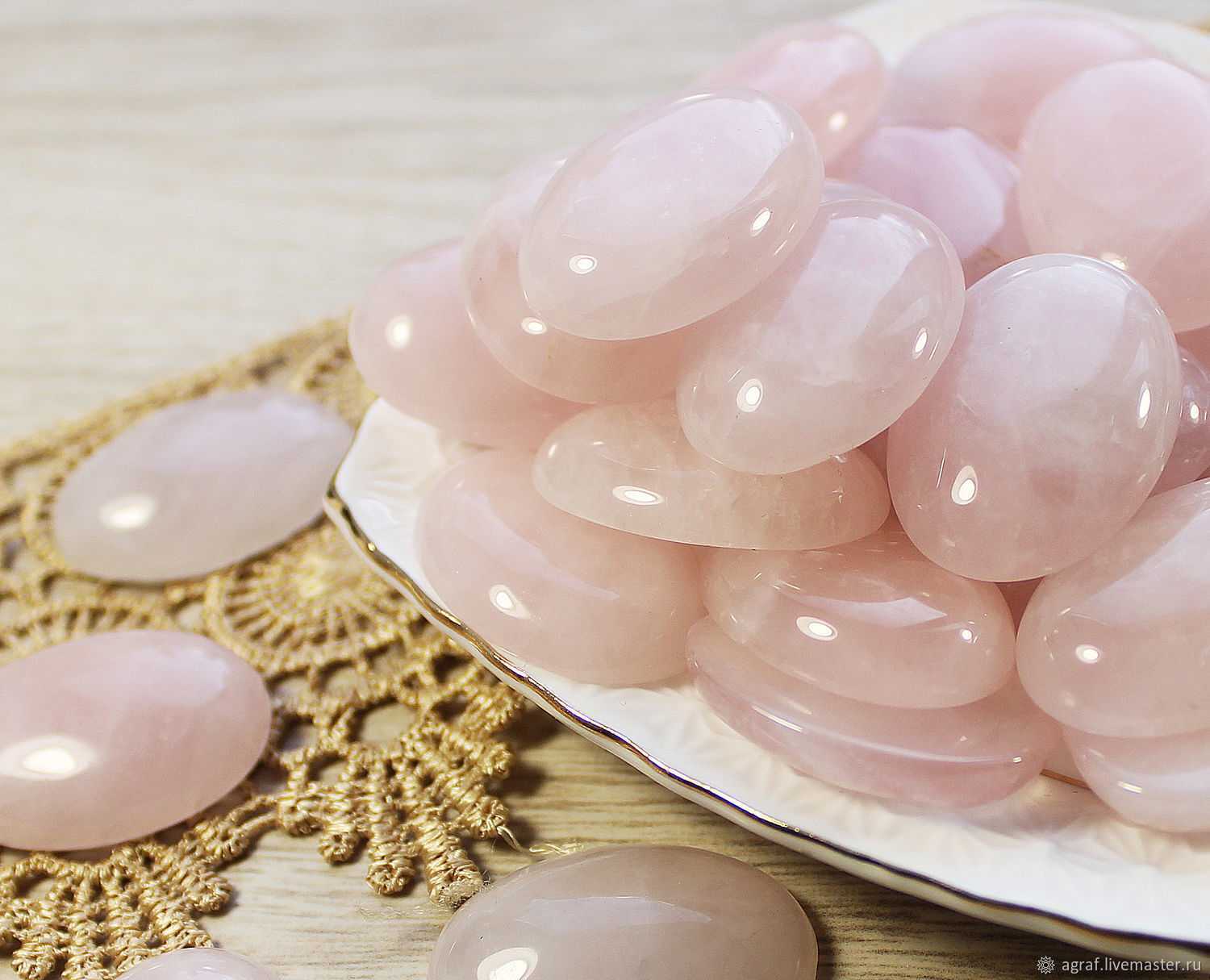 Кому подходит камень розовый кварц, его магические и лечебные свойства
