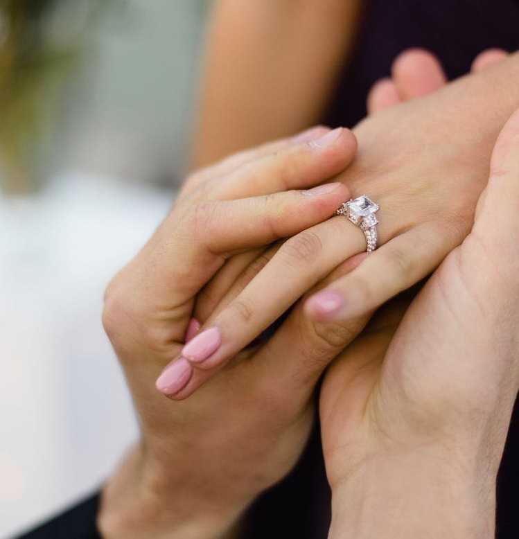 Кольцо для предложения руки и сердца, какое кольцо дарят, когда делают предложение девушке