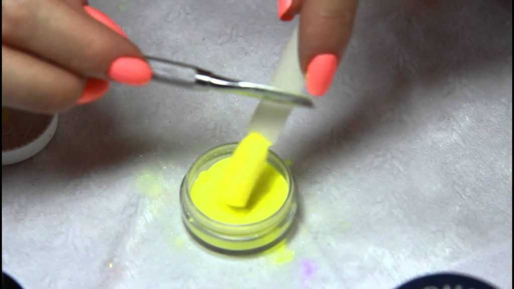 Как пользоваться акриловой пудрой для ногтей: пошаговая инструкция