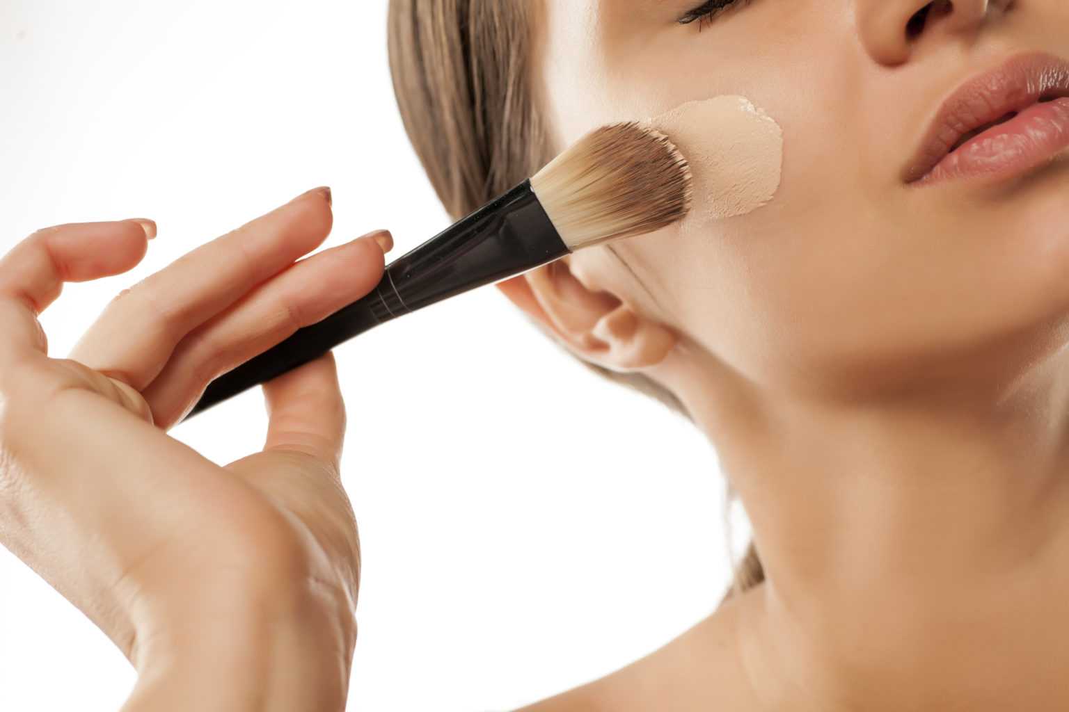 Подготовка кожи к макияжу. наносим тональный правильно - статья на girlsarea