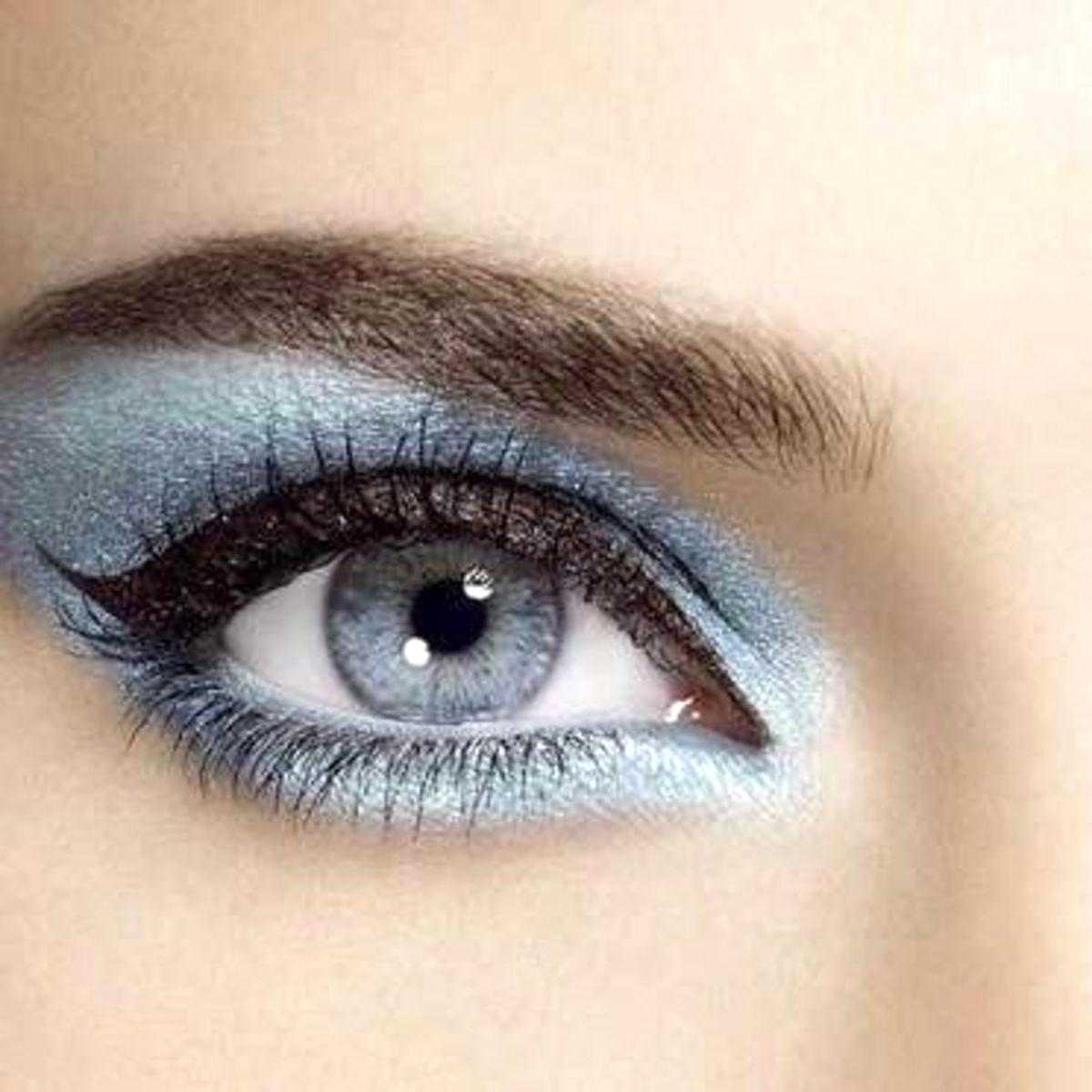 Какие тени подходят для голубых глаз, какими цветами их лучше красить | moninomama.ru