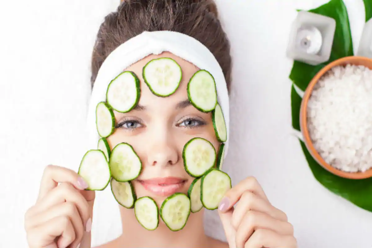 Маски для лица из огурцов: 17 домашних огуречных масок. польза. отзывы | блог о красоте и здоровье