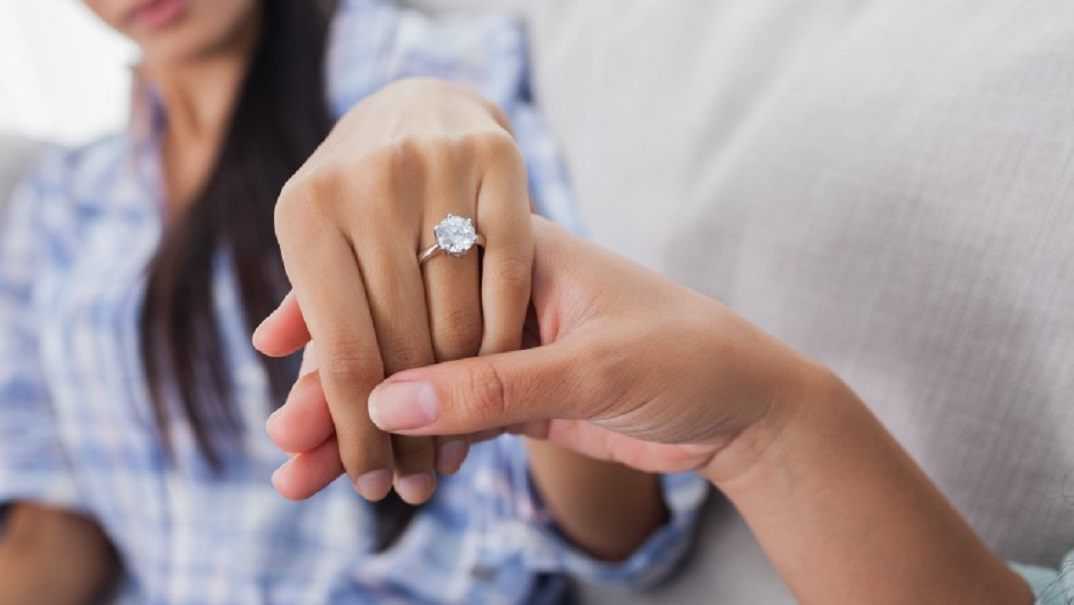 Какое кольцо дарят когда делают предложение?