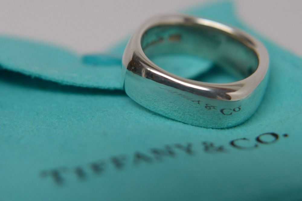 Обручальные и помолвочные кольца бренда тиффани – вечная классика