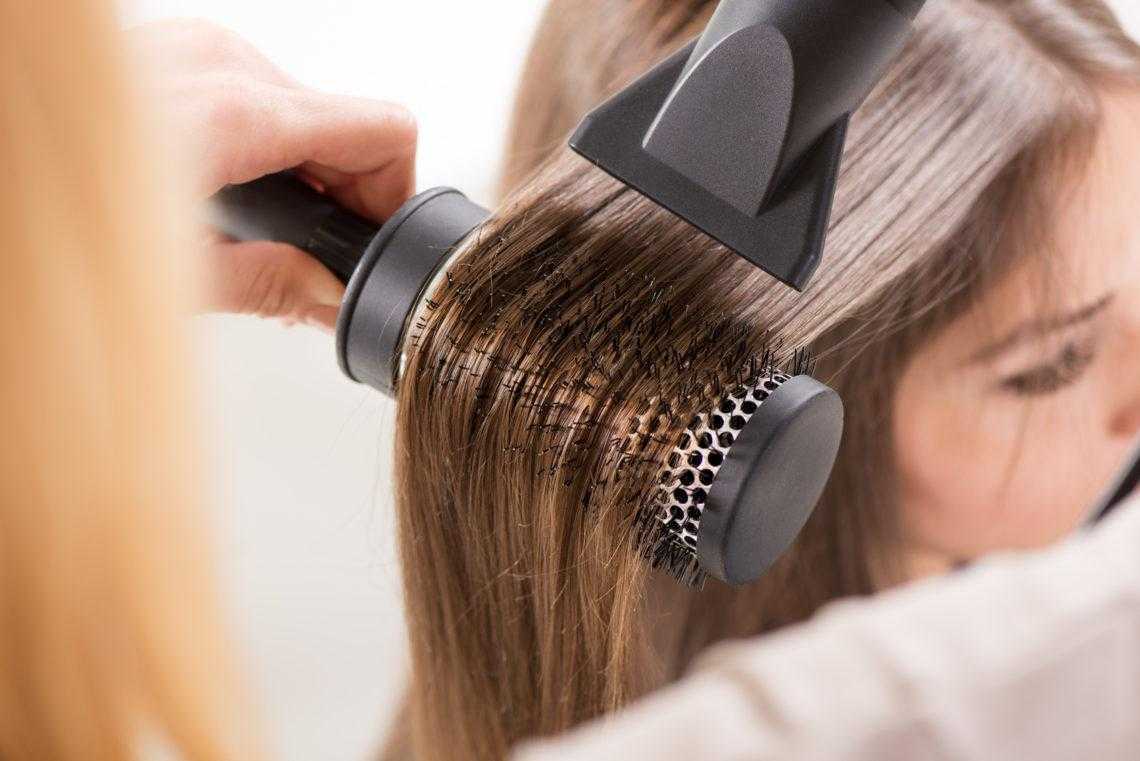 Выпрямление волос без утюжка и фена: как быстро выпрямить дома