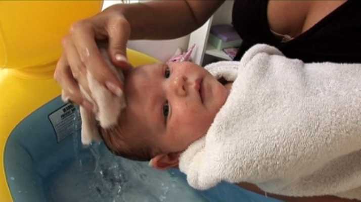 10 лучших средств для мытья головы и тела новорожденных — и детей чуть старше