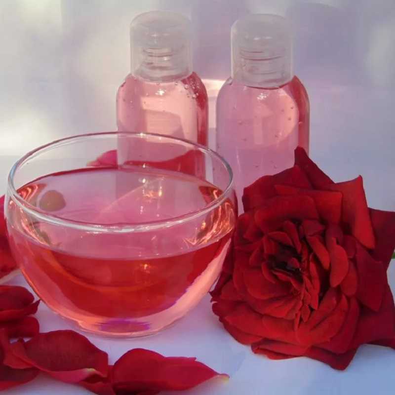 Розовая вода - полезные свойства и рецепты, использование в народной медицине и кондитерском деле