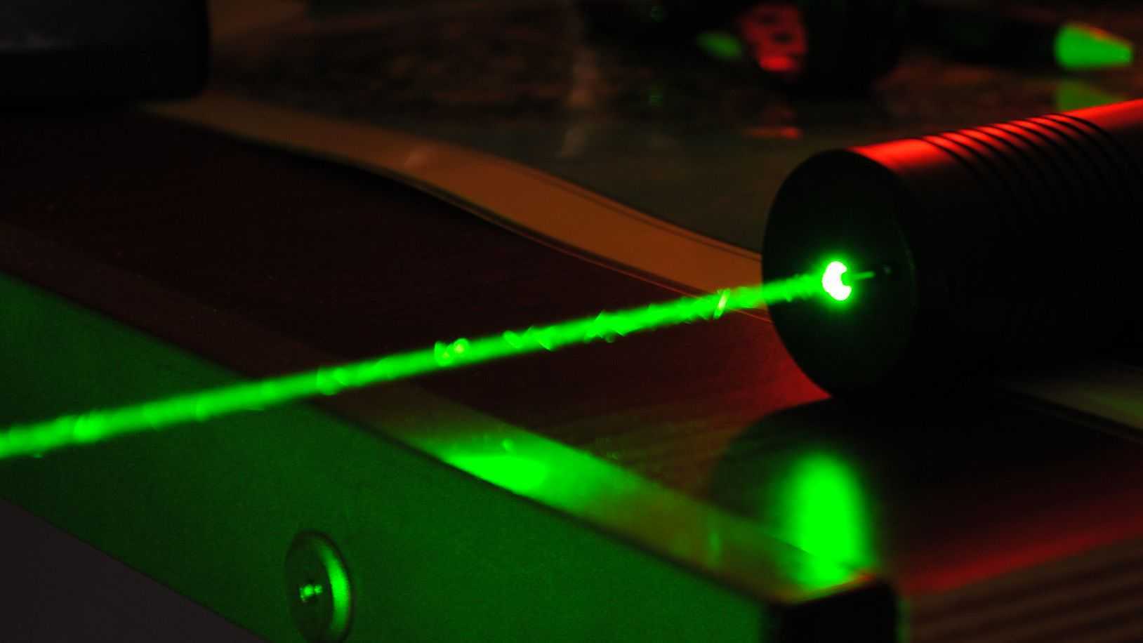Аппарат для лазерной эпиляции: профессиональный или домашний