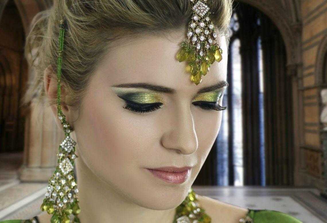 Правила выбора косметики для мусульманок. макияж в жизни мусульманки, или средства украшения, которые в исламе запрещены