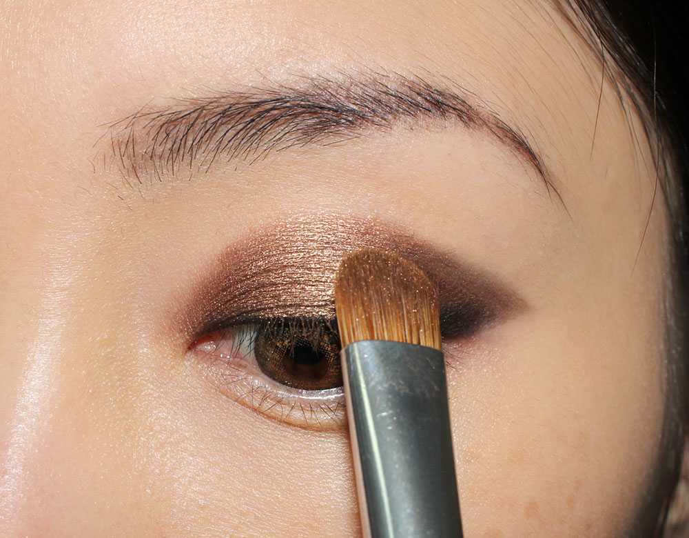 Ореховый цвет глаз: выбор макияжа, советы визажистов, фото