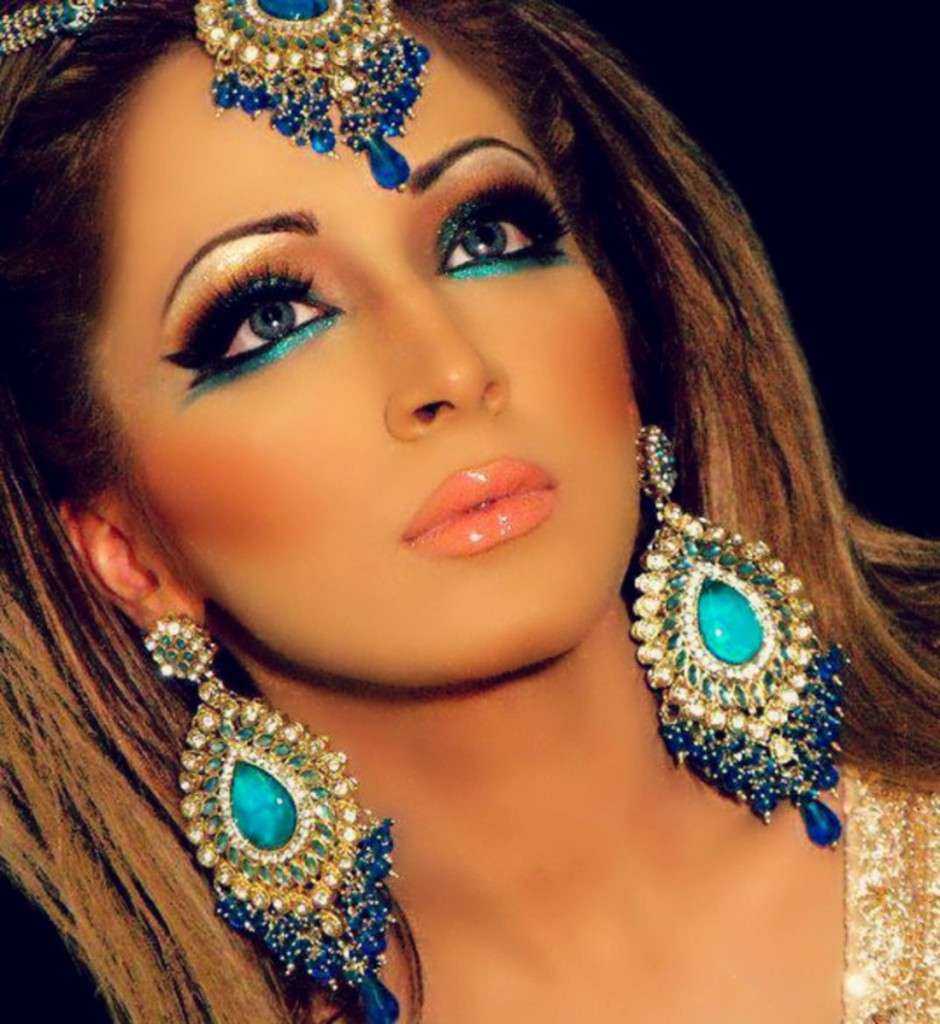 Восточный макияж поможет вам создать яркий и загадочный образ Как сделать make-up в арабском стиле Как добиться эффекта глубоких томных глаз, как у мусульманки